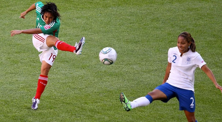 Gol de la mexicana Mónica Ocampo fue elegido como el mejor en la historia