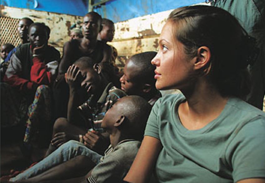 Angelina Jolie activista, cumple 45 años