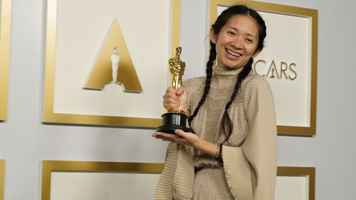 Éxito de Chloé Zhao en los Oscar es censurado en China