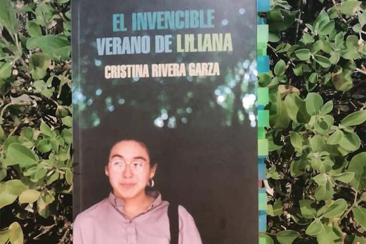Cristina Rivera Garza presentará su reciente libro "El Invencible Verano de Liliana"