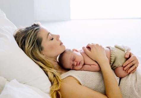 Amber Heard se convierte en madre