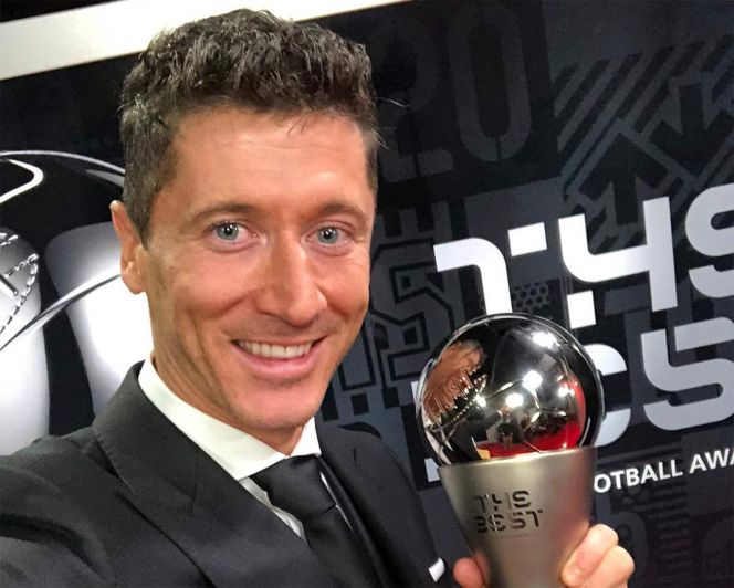 Robert Lewandowski gana el Premio The Best 2021