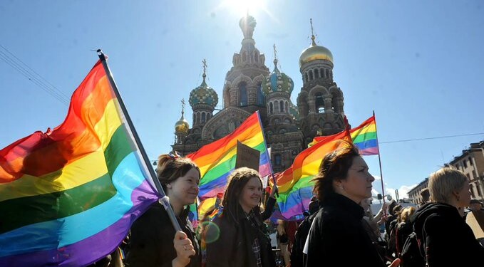 Rusia prohíbe el movimiento LGBT+ tras considerarlo 'extremista'