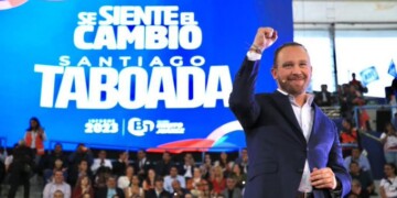 Santiago Taboada, precandidato único del Frente Amplio para la CDMX