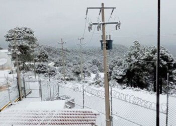 Reportan nevada en el cerro de Jocotitlán en Edomex