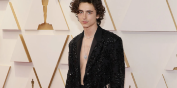 Timothée Chalamet es considerado el hombre más guapo del mundo en 2023