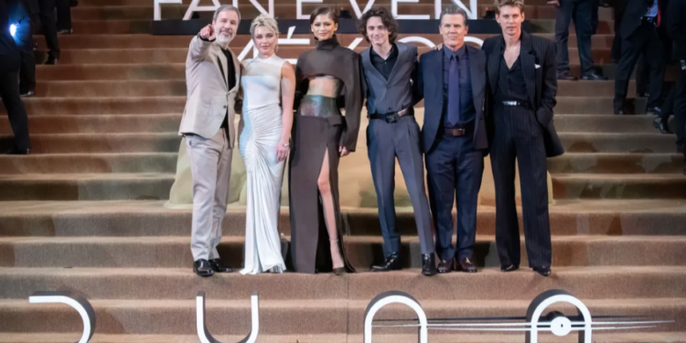 Zendaya y Timothée Chalamet enloquecen al público mexicano en el estreno de 'Dune: Parte II'