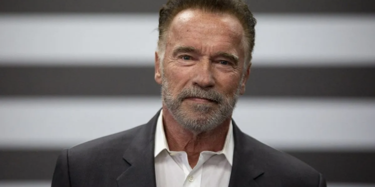 Arnold Schwarzenegger operación a corazón abierto marcapasos