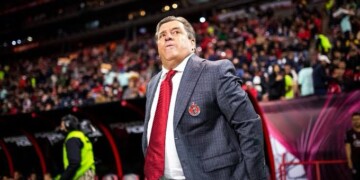 Miguel Herrera se va de Xolos