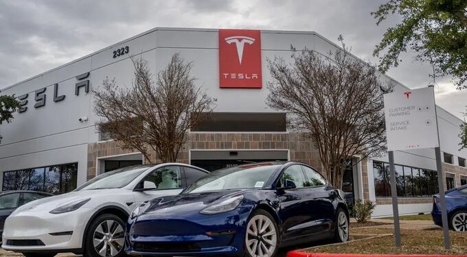 Tesla anuncia más despidos; ahora, en su gigafábrica de Texas
