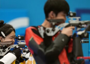 China gana primera medalla de oro de París 2024