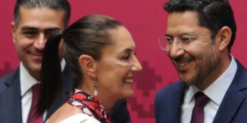 Claudia Sheinbaum suma a Martí Batres en su gabinete