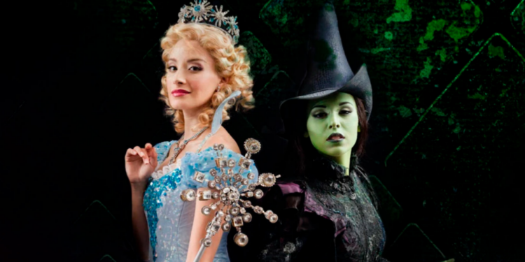 Danna y Ceci de la Cueva Elphaba Glinda Wicked