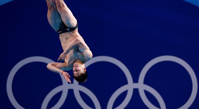 Osmar Olvera da medalla de bronce a México en París 2024