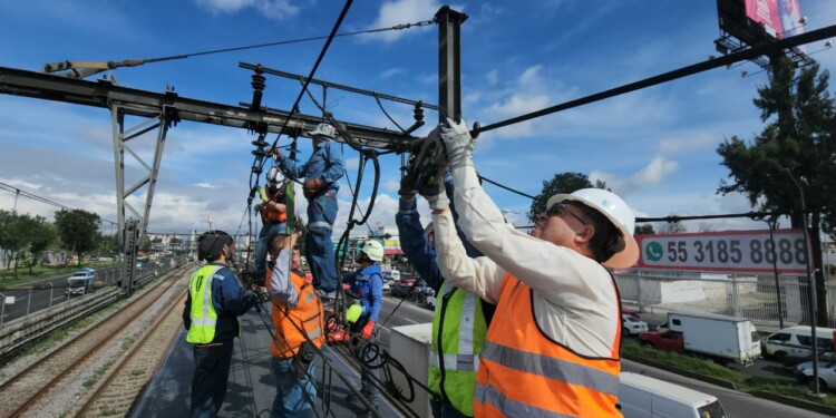 Caos en Línea A del Metro por cierre de estaciones