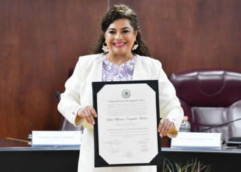 Clara Brugada recibe constancia de validez de elección a la Jefatura de Gobierno