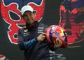 “Checo” Pérez rinde tributo a la lucha libre en casco que usará en el Gran Premio de México