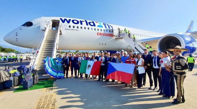 Puerto Vallarta da la bienvenida a nuevo vuelo desde Praga