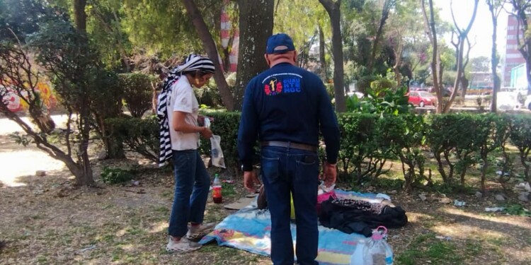 Brigada integral en Tlatelolco: asistencia social y refuerzo de seguridad en la Alcaldía Cuauhtémoc. Se brindó apoyo a personas en situación prioritaria y se fortalecerá la vigilancia en la zona.