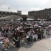 Clara Brugada anuncia comedores subsidiados para estudiantes durante la entrega de becas de transporte que benefician a miles de jóvenes en la Ciudad de México.