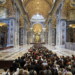 Trasladan cuerpo del papa Francisco a Basílica de San Pedro