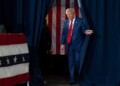 Trump es diagnosticado con insuficiencia venosa crónica