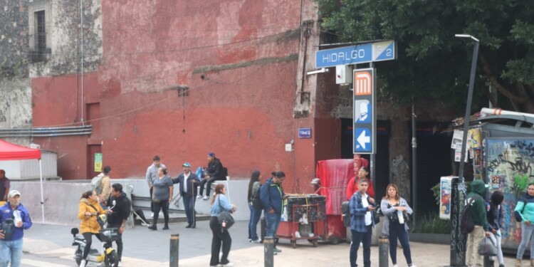 Se reanuda el servicio de la Línea 2 del Metro