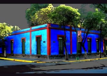 ‘Noche Azul‘: una experiencia nocturna en el Museo Frida Kahlo