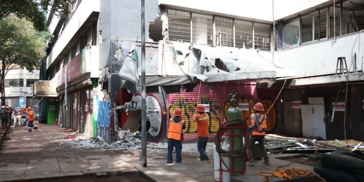 Clara Brugada inicia programa de demolición de edificios afectados por sismos de 1985 y 2017