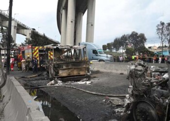 Crece el número de muertos tras explosión de pipa en el Puente de La Concordia