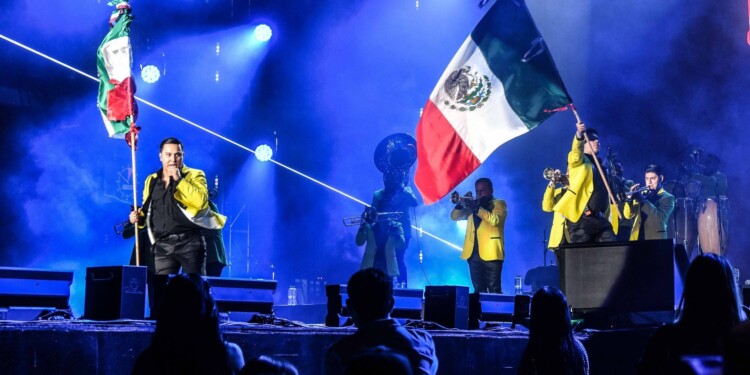 La Arrolladora Banda El Limón, los elegidos para presentarse el 15 de septiembre en el Zócalo capitalino