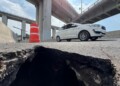 Se forma socavón en el Puente de la Concordia, a metro de donde explotó la pipa de gas